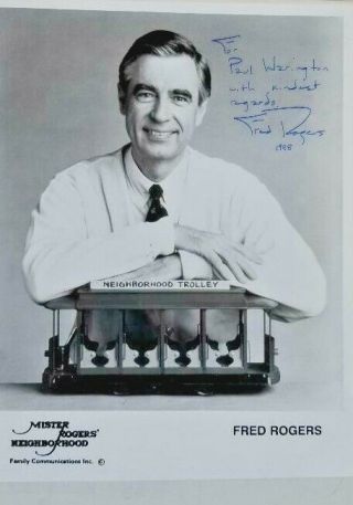 Mr Rogers/fred Rogers Signed 8x10 And Typed Three Paragraph Letter Signed.  Rare