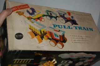 Vintage Sears Exclusive Children ' s Wooden Pull Train Made in Japan w/Box READ 2