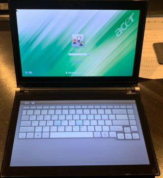 Acer Iconia 6120 Dual Touch Screen 8gb 750gb Hdd 14 " Core I5 2.  66ghz Win 7 Rare