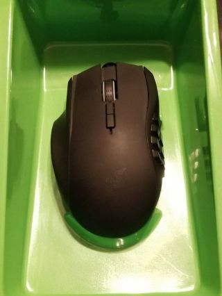 Razer Naga 2014 Left - Handed Edition Gaming Mouse (ultra - rare) 9