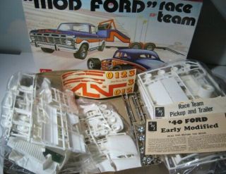 1975 Ford Pickup & 1940 Ford Mod Race Team - AMT 1:25 Kit T - 566 - 2