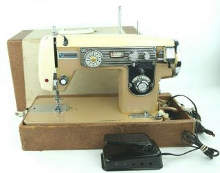 Vintage Sewing Machine Goodhousekeeper De Luxe Automatic Zig Zag Model 500