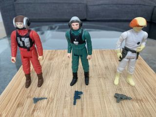 Vintage 1980’s Star Wars Figures A Wing,  B Wing & Cloud Car Pilots And Weapons