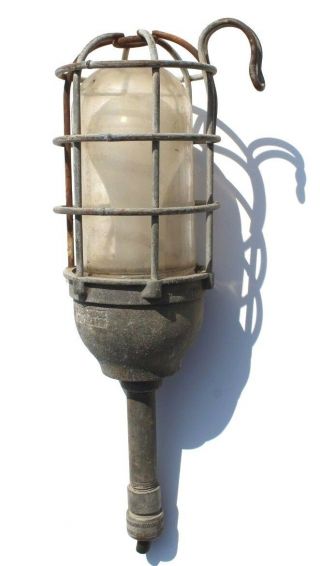Vintage Crouse Hinds Condulet (vs91) Explosion Proof Hook Hanging Light Fixture
