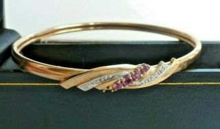 Lovely Vintage 9ct Gold Oval Bangle Set With Rubies And Diamonds 7.  3 Grams Cased