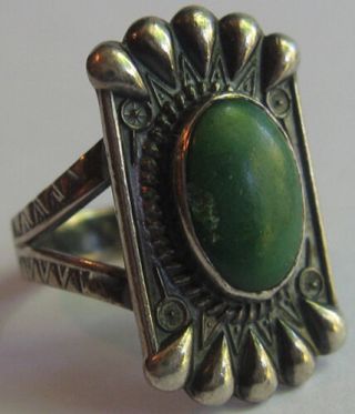 VINTAGE 1940 ' S NAVAJO INDIAN SILVER GREEN CERRILLOS TURQUOISE RING SIZE 6 - 1/2 2
