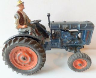 Britains Vintage No128f Rubber Tyred Fordson Major Tractor With Driver
