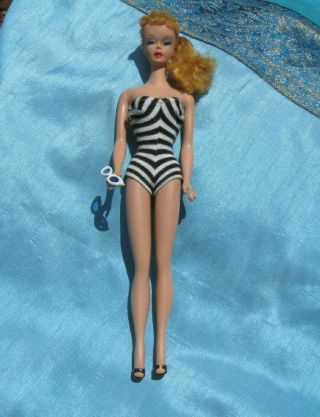 VERY PRETTY Vintage Blonde Ponytail Barbie 4,  No Green 2