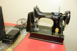 Vintage 1953 Featherweight 221 Singer Sewing Machine & Case Serial Al538850