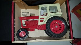 Vintage Ertl International Turbo Tractor 1066 With Cab
