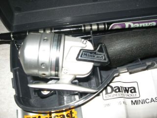 Vintage RARE Daiwa Minicast Rod & Reel FIshing Pole Tackle Box Case 2