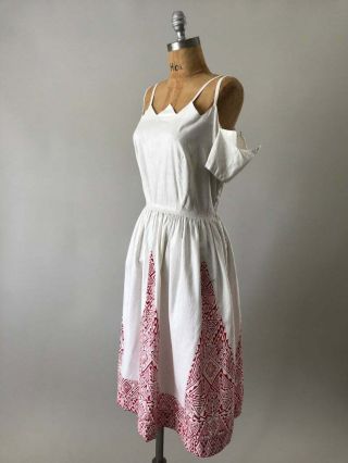 1950s Vintage Aztec Border Print Off Shoulder Zig Zag White Cotton Day Dress | L 6