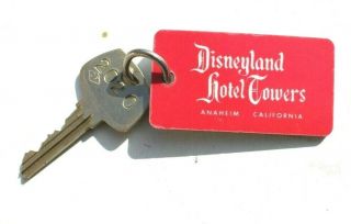 Vtg Disneyland Hotel Towers Anaheim Ca Hotel Motel Room Key Keychain Room 2020
