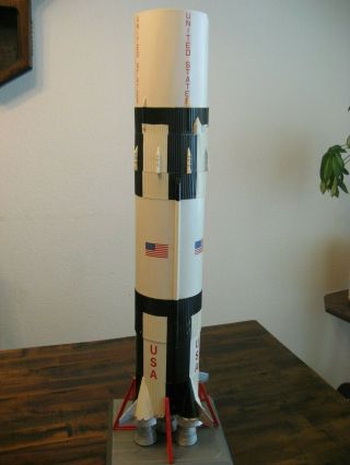 VINTAGE 1969 REVELL 1/96 APOLLO SATURN V MOON ROCKET MODEL KIT Apollo 11 2