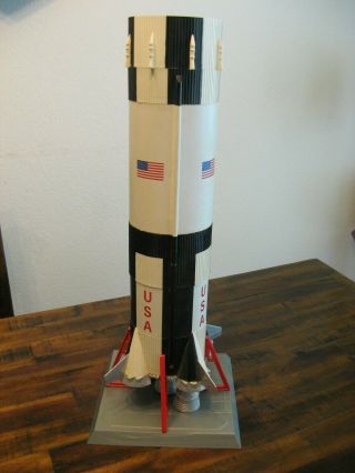 VINTAGE 1969 REVELL 1/96 APOLLO SATURN V MOON ROCKET MODEL KIT Apollo 11 8