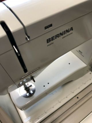 Vintage Bernina 801 Sewing Machine 5