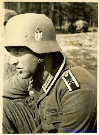 Port.  Photo: Detailed Close Up Pic Wehrmacht Soldier W/ Stahlhelm; 58th Regiment