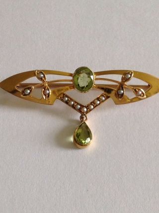 Fine Art Nouveau 15ct Gold Peridot & Seed Pearl Set Brooch