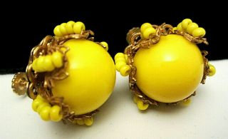 Rare Vintage 1 " Signed Miriam Haskell Goldtone Yellow Glass Clip On Earrings A6