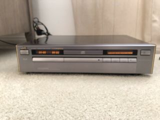 Vintage JVC XL - Z1050 CD Player In great 2