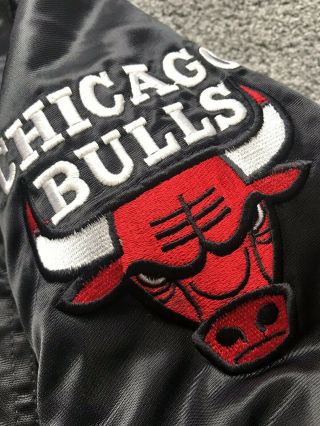 CHICAGO BULLS NBA Satin STARTER Jacket Size Medium Vintage Jordan 90s VTG 3
