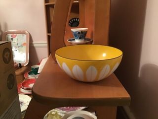 Vintage Cathrineholm Yellow Enamelware Lotus Bowl 5.  5” (14 cm) 3