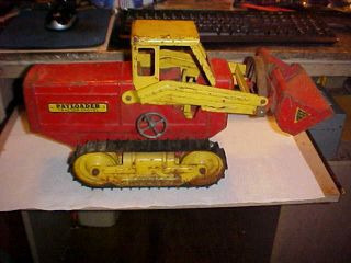 VINTAGE NYLINT HOUGH PRESSED STEEL PAYLOADER,  TRACTOR SHOVEL,  RED & YELLOW 2