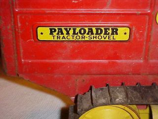 VINTAGE NYLINT HOUGH PRESSED STEEL PAYLOADER,  TRACTOR SHOVEL,  RED & YELLOW 4