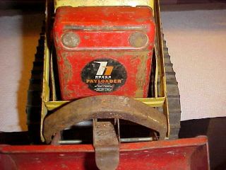 VINTAGE NYLINT HOUGH PRESSED STEEL PAYLOADER,  TRACTOR SHOVEL,  RED & YELLOW 7