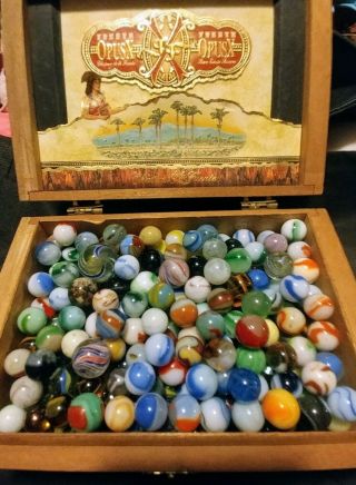 Cigar Box,  Over 500 Vintage/ Antiuqe Unpicked Marbles,  Peltier Akro German