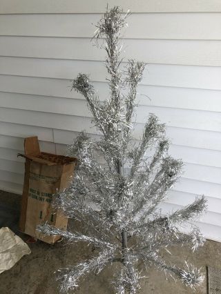 Aluminum Christmas Tree 4 Foot Vintage Silver 34 branches Complete 2