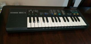 Casio Sk - 1 Vintage 32 Key Sampling Keyboard Electronic Synthesizer 1985