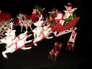 8 Plastic Vintage Christmas Santa And Sleigh With Reindeer 6