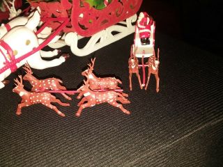 8 Plastic Vintage Christmas Santa And Sleigh With Reindeer 7