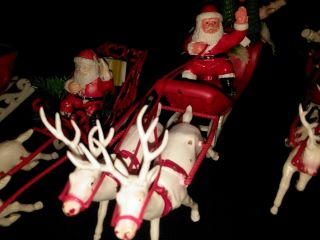 8 Plastic Vintage Christmas Santa And Sleigh With Reindeer 8