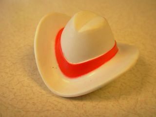 Vintage Hard Plastic Cowboy Hat White With Red Small 2 " X 2.  25 "