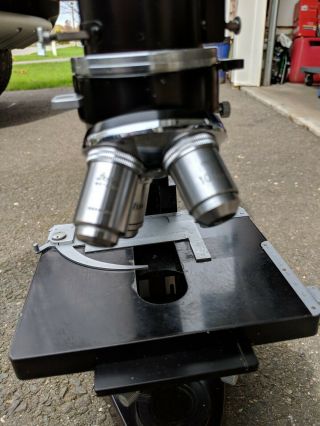 VINTAGE ERNST LEITZ WETZLAR MICROSCOPE WITH 4 OBJECTIVES GERMANY 4