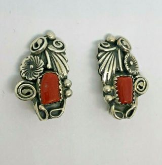 Vintage D.  F.  - NAVAJO Mediterranean Coral Sterling Silver Earrings / 7.  9g.  879 8