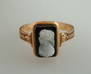 Antique 14k Gold Agate Cameo Ring Size 5.  5 52270