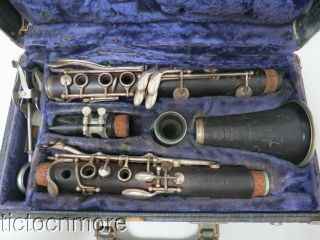 Vintage Selmer Omega Centered Tone Etched Clarinet Serial No.  Q1481 & Case