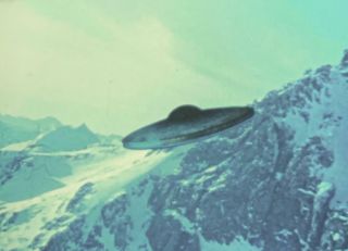16mm Orig - RARE 1968 UFO - SCI - FI FEATURE - STUNNING COLOR 9