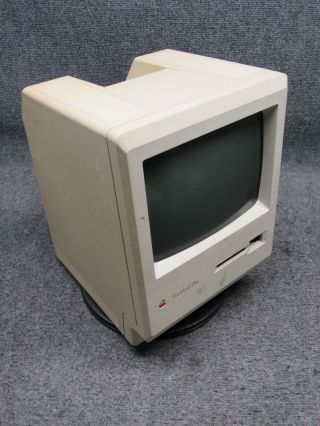 Vintage Apple Macintosh Plus M0001a All - In - One Computer