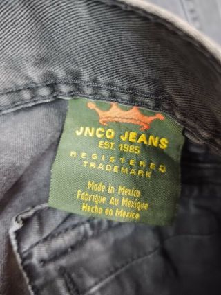 RARE Vintage 90 ' s JNCO Jeans Skater Shorts Men ' s 38 Black Cargo Red Dragon EUC 6