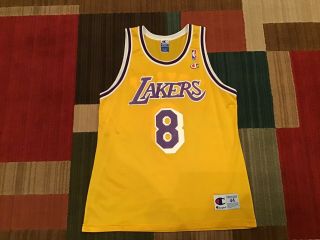 Vintage Champion Nba Los Angeles Lakers Kobe Bryant 8 Jersey Size: 44 (large)