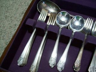 75 pc ' s ROGERS DELUXE PLATE SILVERPLATE PRECIOUS FLATWARE & WOOD BOX 3
