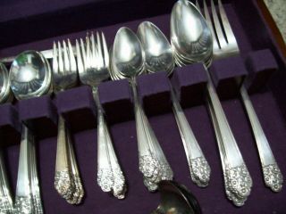75 pc ' s ROGERS DELUXE PLATE SILVERPLATE PRECIOUS FLATWARE & WOOD BOX 4