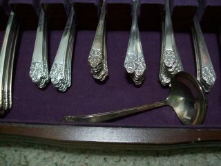 75 pc ' s ROGERS DELUXE PLATE SILVERPLATE PRECIOUS FLATWARE & WOOD BOX 6
