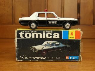 TOMY Tomica 4 TOYOTA CROWN Patrol car,  Made in Japan vintage pocket car Rare 3