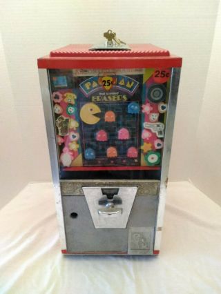 Vintage Oak Mfg Co Gumball Candy Vending Machine 25 Cent W/1980 Pac - Man Erasers