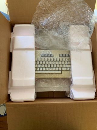 Vintage Commodore 128D Personal Computer / Model Number C128D Complete /box Rare 7
